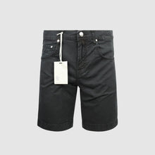 Load image into Gallery viewer, Jacob Cohen Five-Pocket Chino Shorts